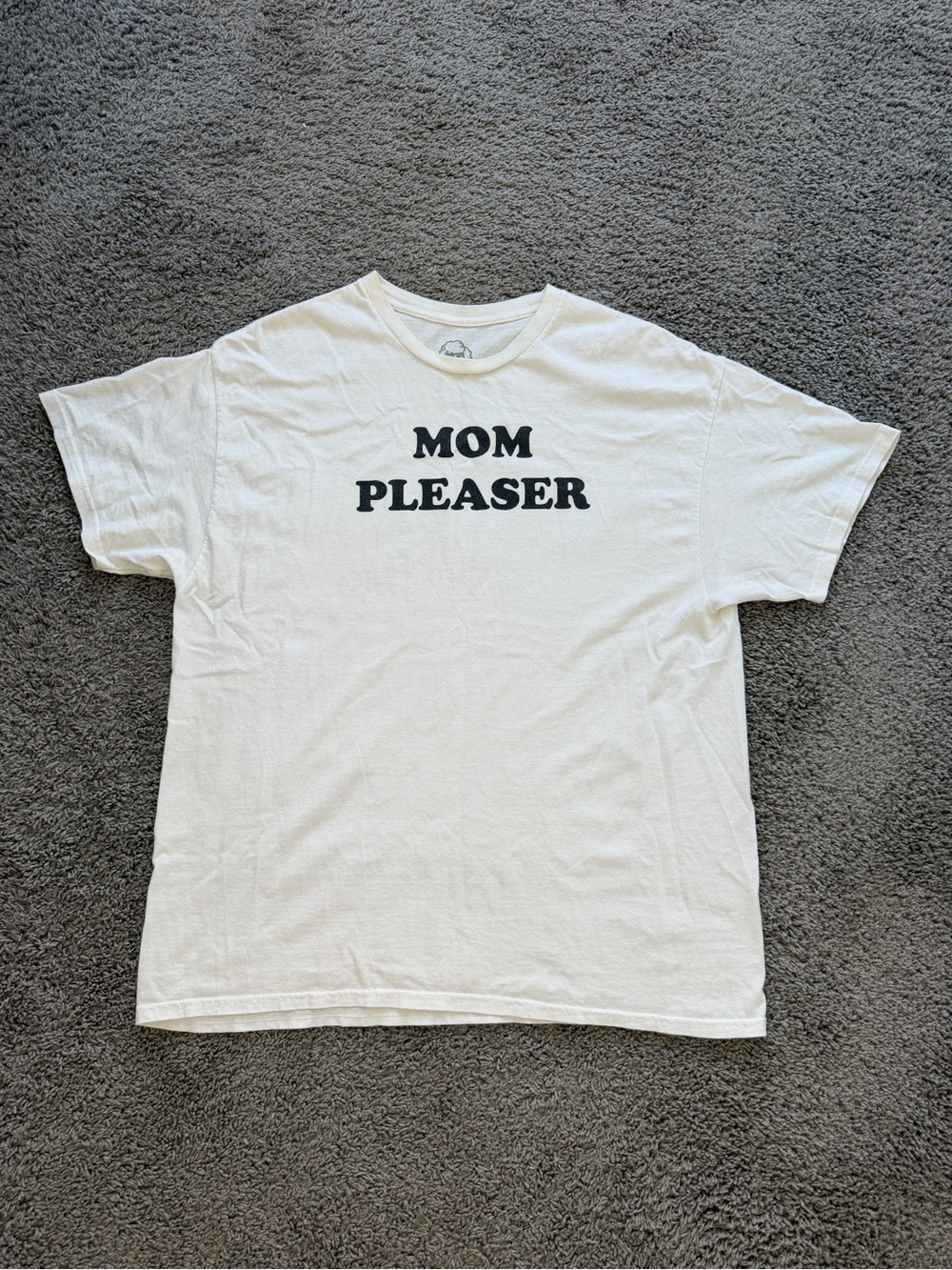 White Graphic Tee - MOM PLEASER